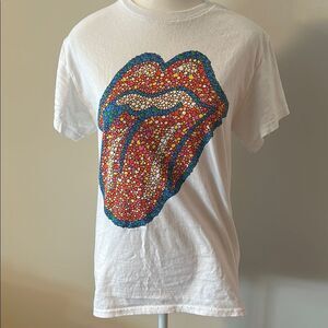 Rolling Stones 2024 Seattle, WA Colorful Graphic Tshirt. Size small